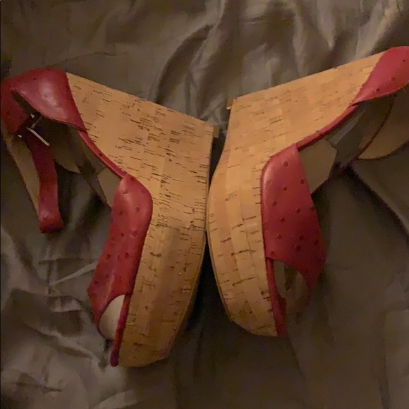 Michael Kors heels - Picture 2 of 3